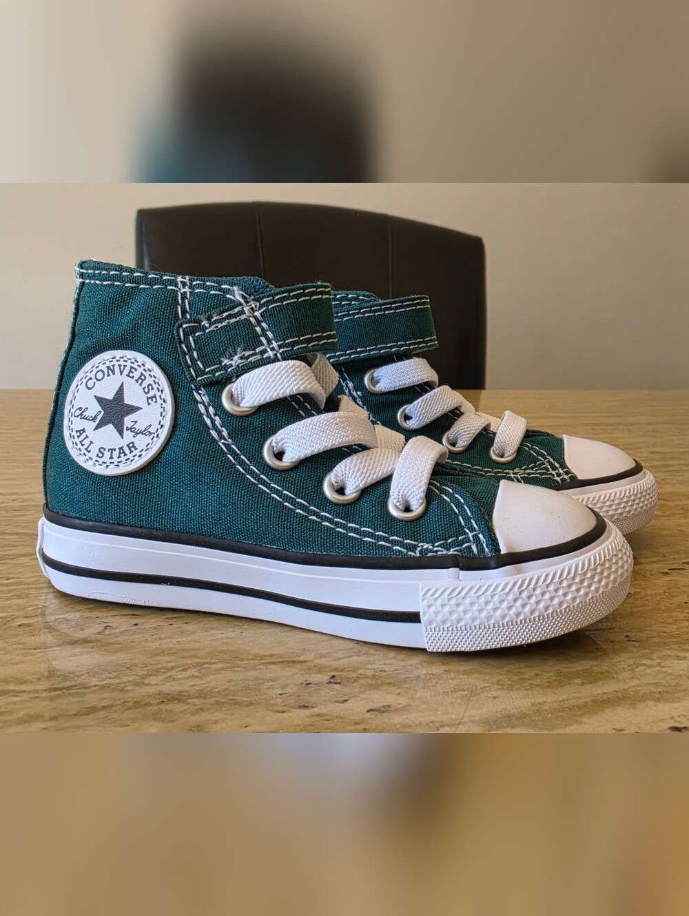 NWOT Infant Chuck Taylor All Star Easy On Canvas High Top Sneaker